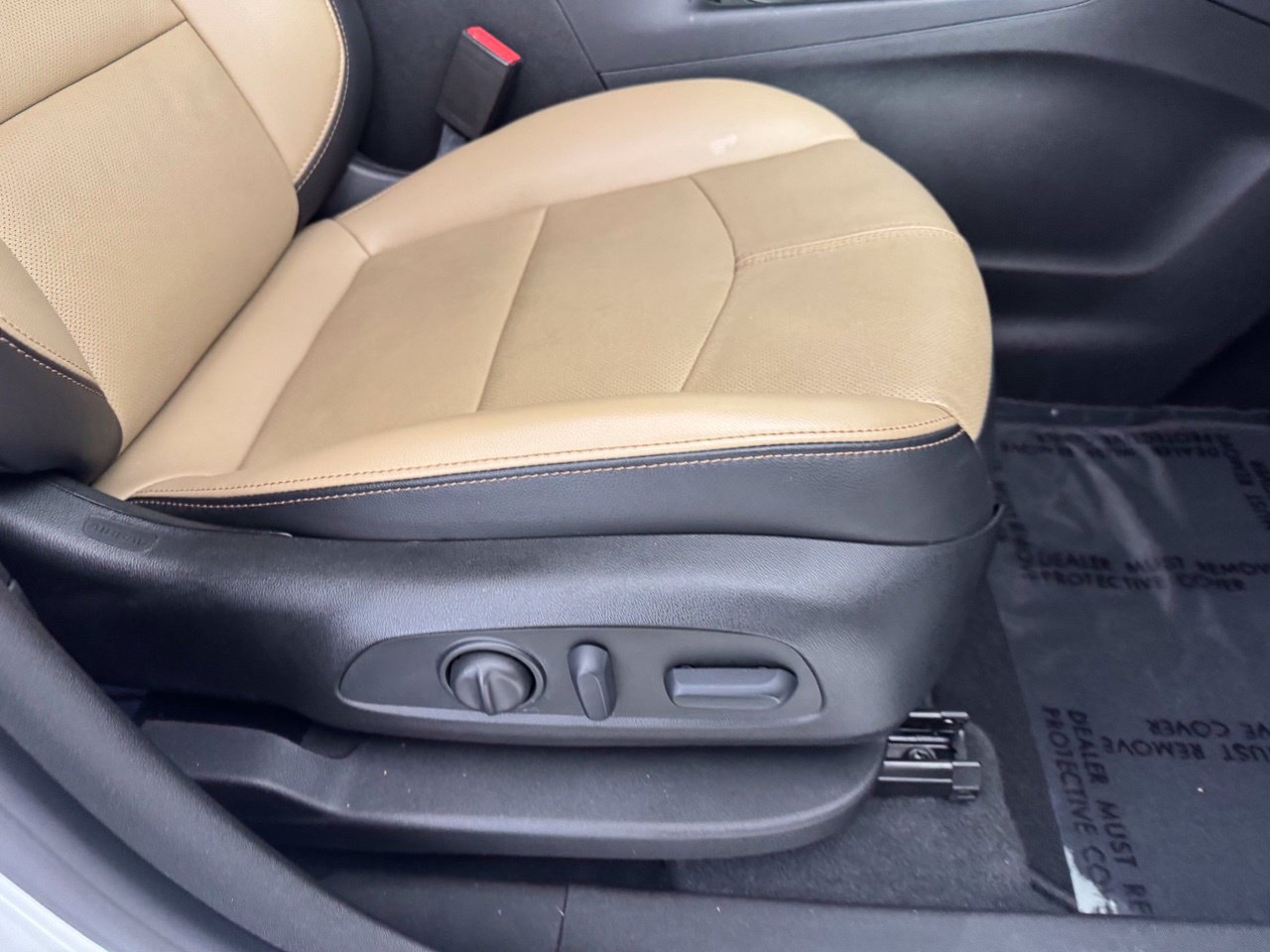 Used 2022 Chevrolet Equinox Premier FWD image 36