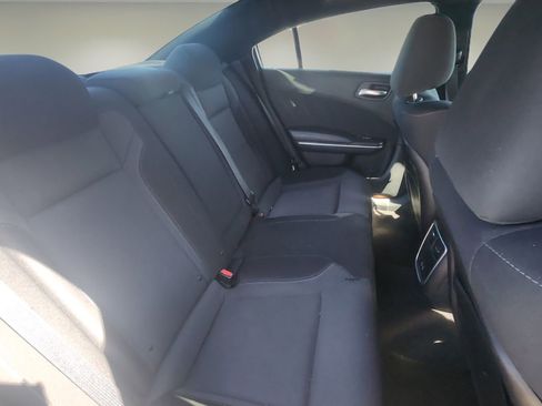 Used 2018 Dodge Charger SXT Plus image 11