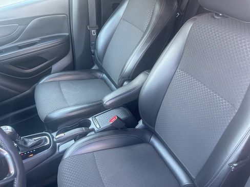 Used 2020 Buick Encore Preferred w/ Safety Package image 10