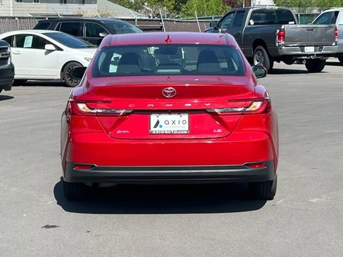 Used 2025 Toyota Camry LE FWD image 5