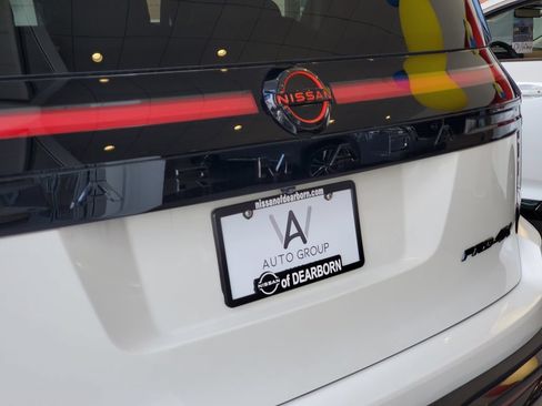New 2025 Nissan Armada PRO-4X AWD/4WD image 6