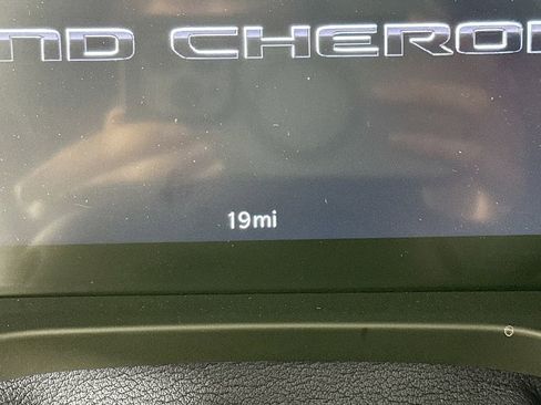 New 2026 Jeep Grand Cherokee L Summit w/ Obsidian Package AWD/4WD image 16