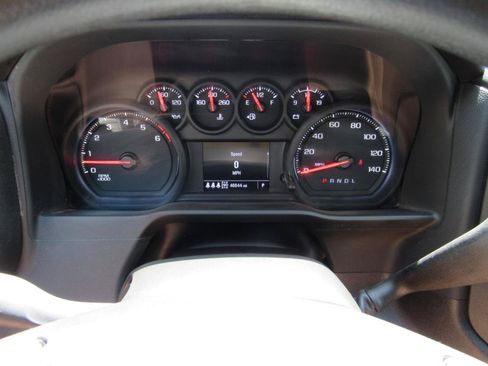 Used 2025 Chevrolet Silverado 2500 Custom w/ Custom Value Package AWD/4WD image 24