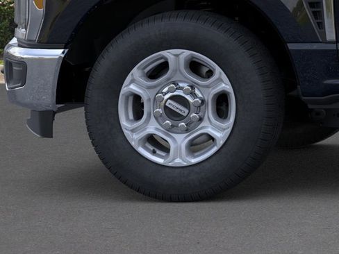 New 2026 Ford F250 XLT w/ 360-Degree Camera Package image 41