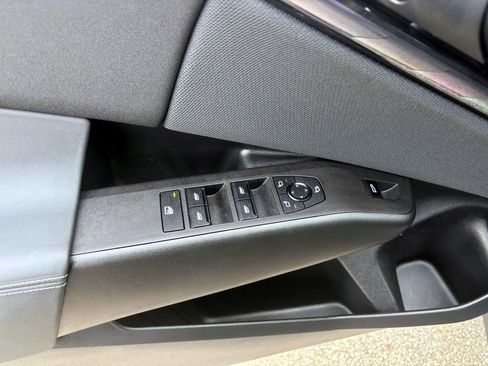 Used 2025 BMW X3 xDrive30i w/ Premium Package image 13