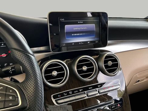 Used 2016 Mercedes-Benz GLC 300 image 6
