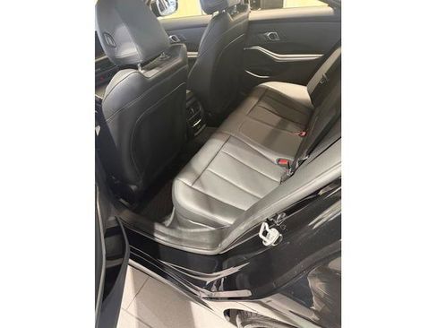 Used 2025 BMW 330i xDrive Sedan w/ M Sport Package image 7