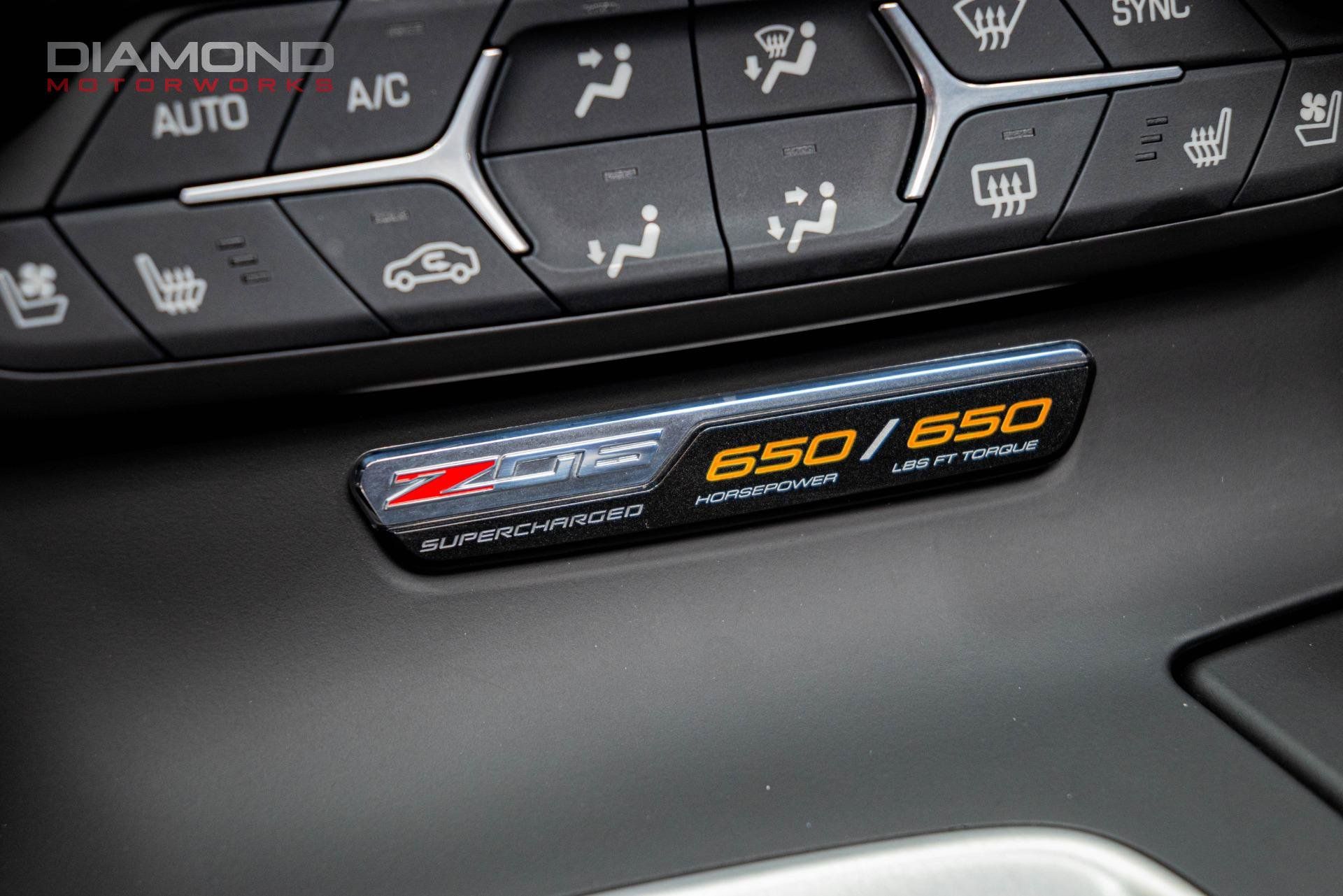 Used 2015 Chevrolet Corvette Z06 w/ 3LZ Preferred Equipment Group RWD image 73