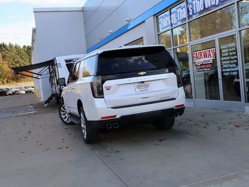 New 2025 Chevrolet Suburban Premier w/ Sun And Tow Package image 46