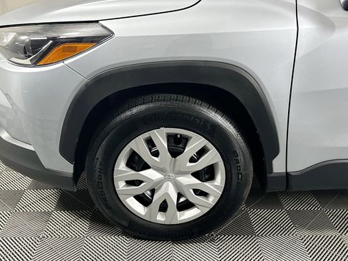 Certified 2025 Toyota Corolla Cross L FWD image 11