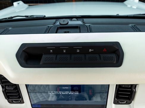 Used 2026 Ford Bronco Heritage Edition AWD/4WD image 27