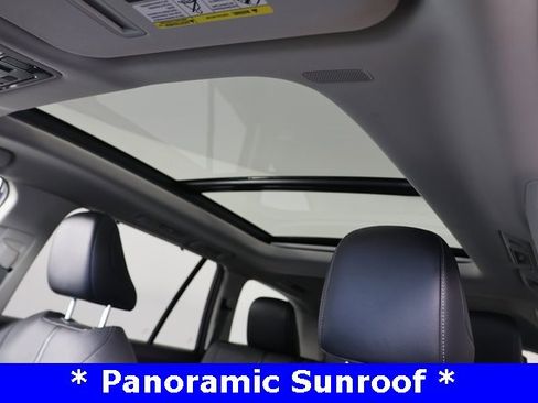 Used 2024 Toyota Grand Highlander Limited image 18