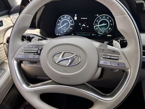 Used 2024 Hyundai Palisade Calligraphy FWD image 12