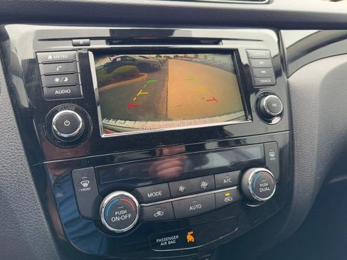 Used 2022 Nissan Rogue Sport SV image 20