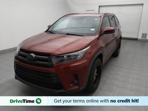 Used 2019 Toyota Highlander SE AWD/4WD image 1