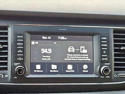 Used 2020 Kia Sedona EX FWD image 12