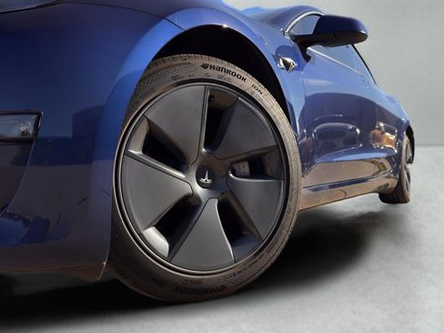 Used 2023 Tesla Model 3 Long Range image 9