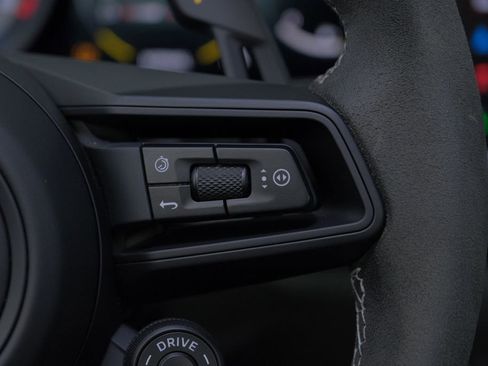 Used 2025 Porsche 911 GT3 RS image 63