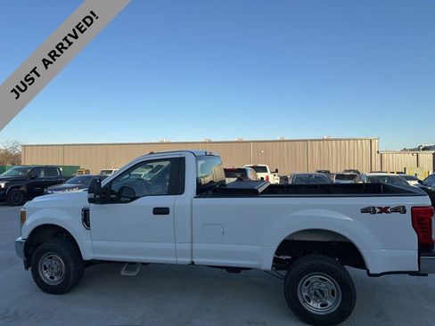 Used 2017 Ford F250 XL w/ Power Equipment Group image 8