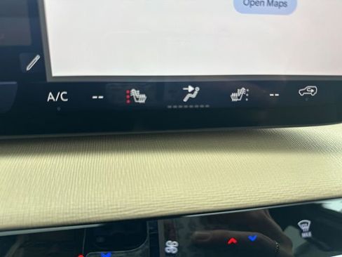 Used 2026 Buick Enclave Preferred AWD/4WD image 31