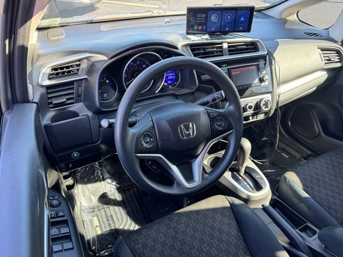 Used 2017 Honda Fit LX image 18