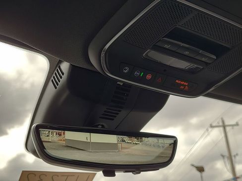 New 2026 Chevrolet Traverse RS w/ LPO, Floor Liner Package image 36