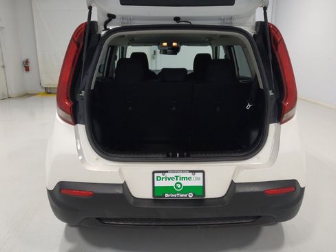Used 2020 Kia Soul S image 29