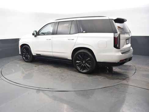 Used 2023 Cadillac Escalade Sport Platinum image 4