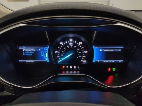 Used 2018 Ford Fusion S image 23