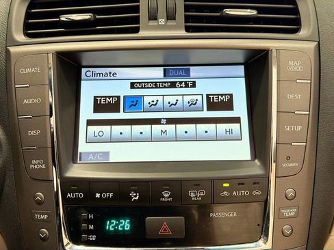Used 2010 Lexus IS 350C RWD image 13