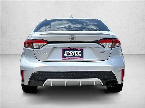 Used 2021 Toyota Corolla SE FWD image 4