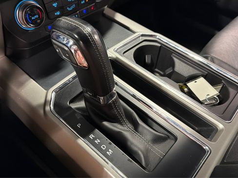 Used 2018 Ford F150 Lariat w/ Equipment Group 502A Luxury AWD/4WD image 36
