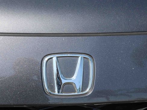 Used 2024 Honda HR-V LX image 4