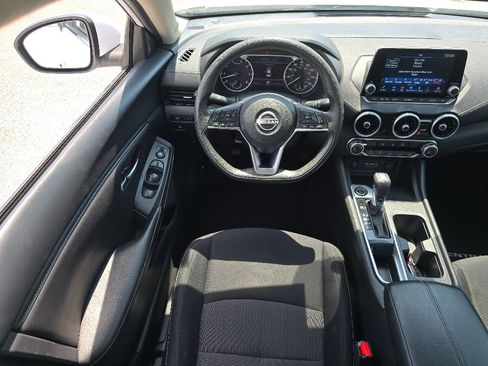 Used 2024 Nissan Sentra SV FWD image 19