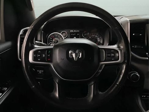 Used 2019 RAM 1500 Big Horn RWD image 16