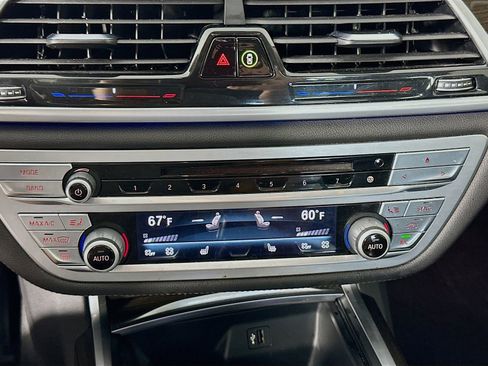 Used 2019 BMW 740i xDrive AWD/4WD image 16