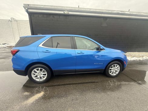 Used 2024 Chevrolet Equinox LT image 3