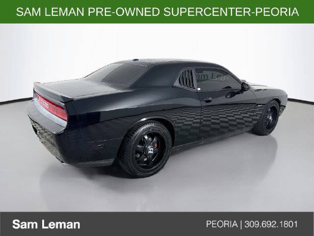 Used 2014 Dodge Challenger R/T RWD image 7