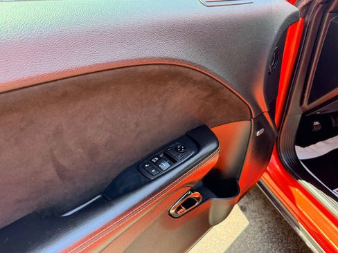 Used 2019 Dodge Challenger SRT Hellcat Redeye RWD image 18