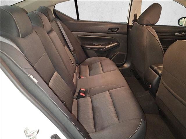 Used 2025 Nissan Altima 2.5 SV FWD image 22