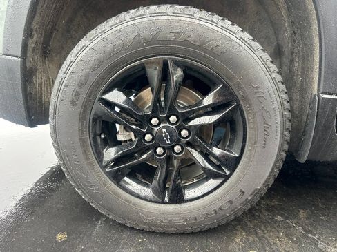 Certified 2023 Chevrolet Traverse LT w/ Midnight/Sport Edition AWD/4WD image 29