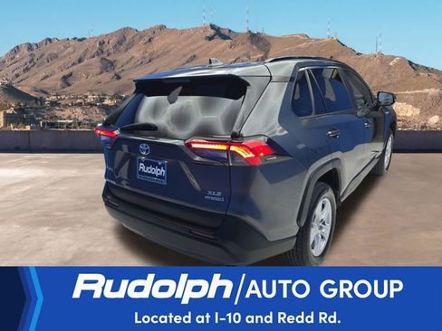 Used 2021 Toyota RAV4 XLE w/ Convenience Package AWD/4WD image 5