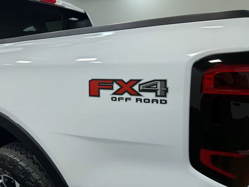 Used 2024 Ford Ranger Lariat w/ FX4 Off-Road Package image 53