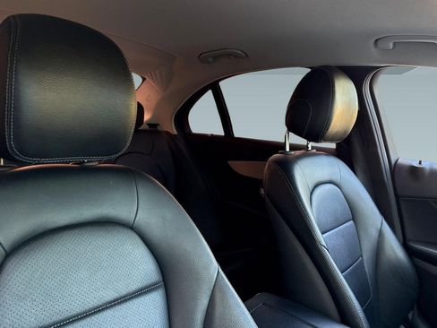 Used 2015 Mercedes-Benz C 300 4MATIC Sedan image 24