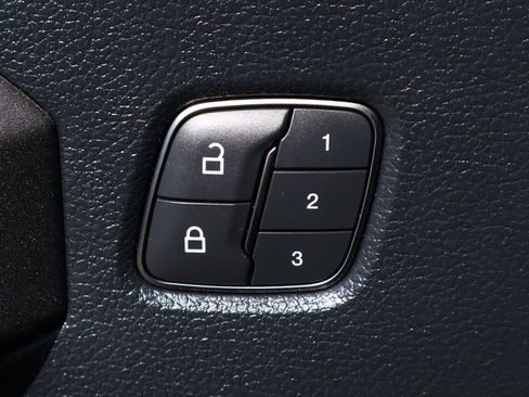 Used 2020 Ford F150 Raptor w/ Equipment Group 802A Luxury image 19