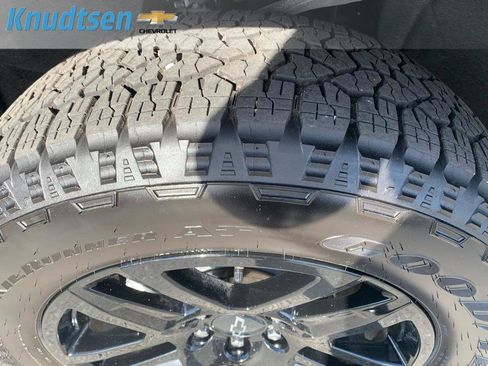 Certified 2024 Chevrolet Silverado 1500 RST image 10