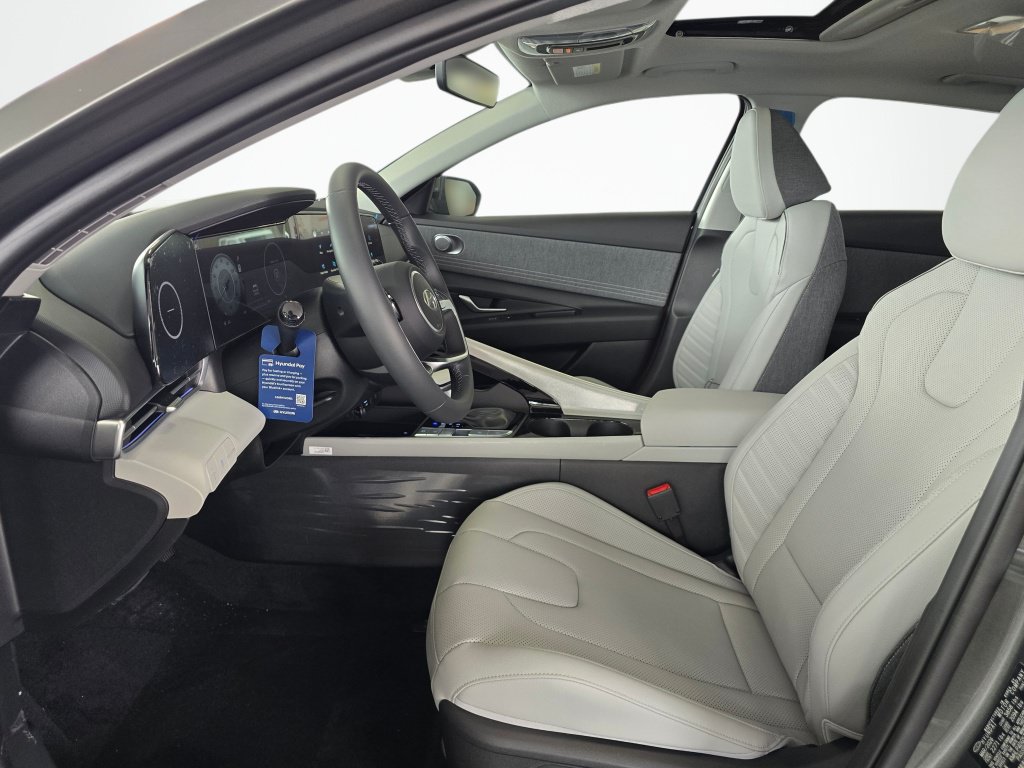 New 2026 Hyundai Elantra Limited FWD image 15