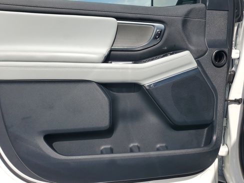 Used 2025 Ford Expedition Platinum w/ Driver's Package image 24