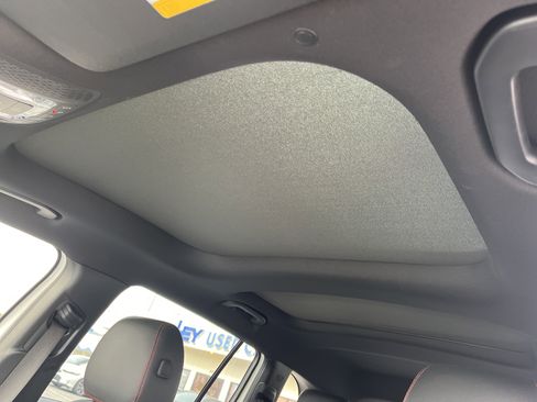 Used 2023 Mercedes-Benz EQB 350 4MATIC SUV image 19