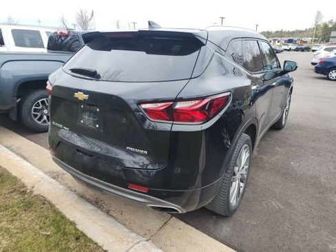 Used 2020 Chevrolet Blazer Premier w/ Driver Confidence II Package AWD/4WD image 3